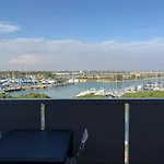 Apartman Aprilia Breeze, Piscina E Magnifica Vista Sul Porto Aprilia Marittima