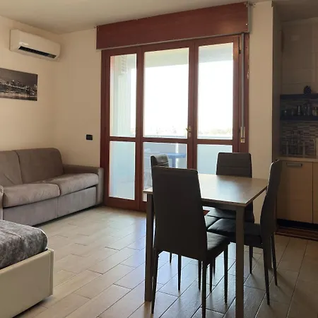 Apartman Aprilia Breeze, Piscina E Magnifica Vista Sul Porto *